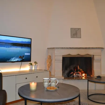 Apartment Lakeview Balcony In Kastoria