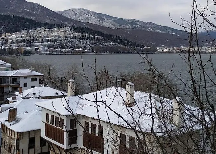 Lakeview Balcony In Apartment Kastoria