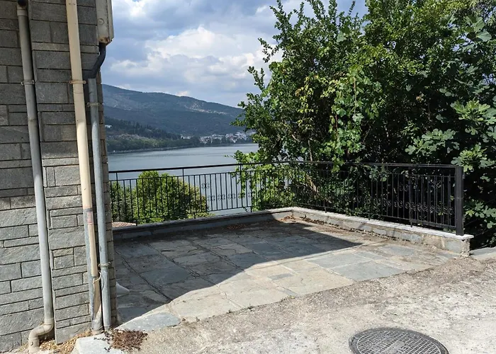 Lakeview Balcony In Apartamento